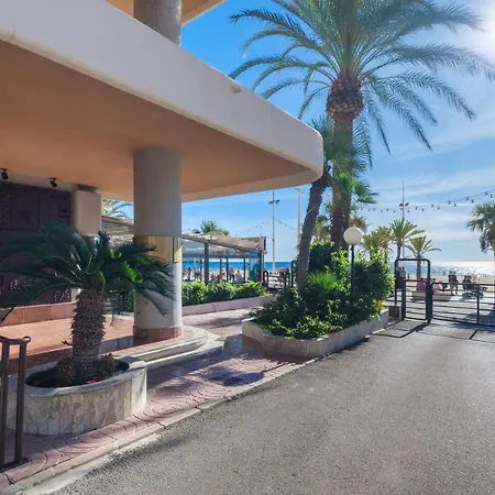 Arenas 1-c Levante Apartment